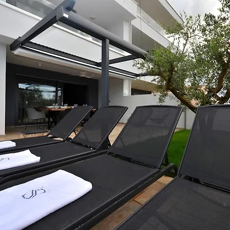 Διαμέρισμα Luxury With Private Pool Sunset